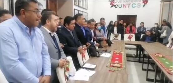 Abogados se manifiestan en Ixmiquilpan; rompen mesa de diálogo