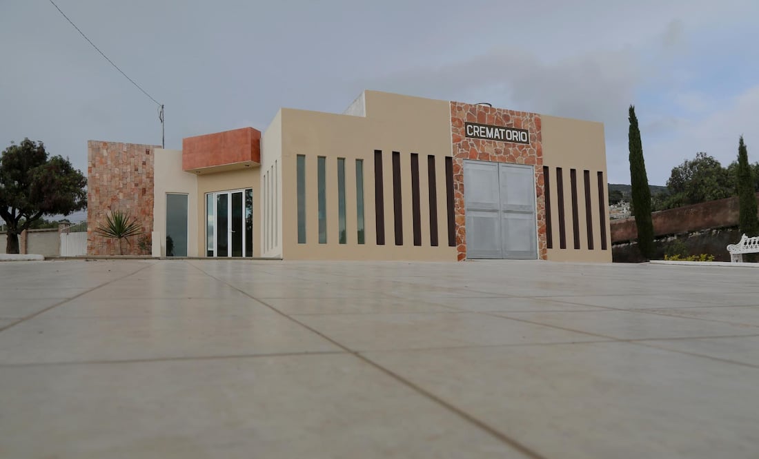 El nuevo horno permite la exhumación de restos con más de siete años en las fosas, liberando espacio y optimizando la capacidad del panteón | Facebook: H. Ayuntamiento de Pachuca