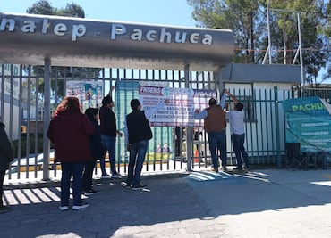 Docentes del Conalep Pachuca I se suman al paro nacional por mejoras laborales