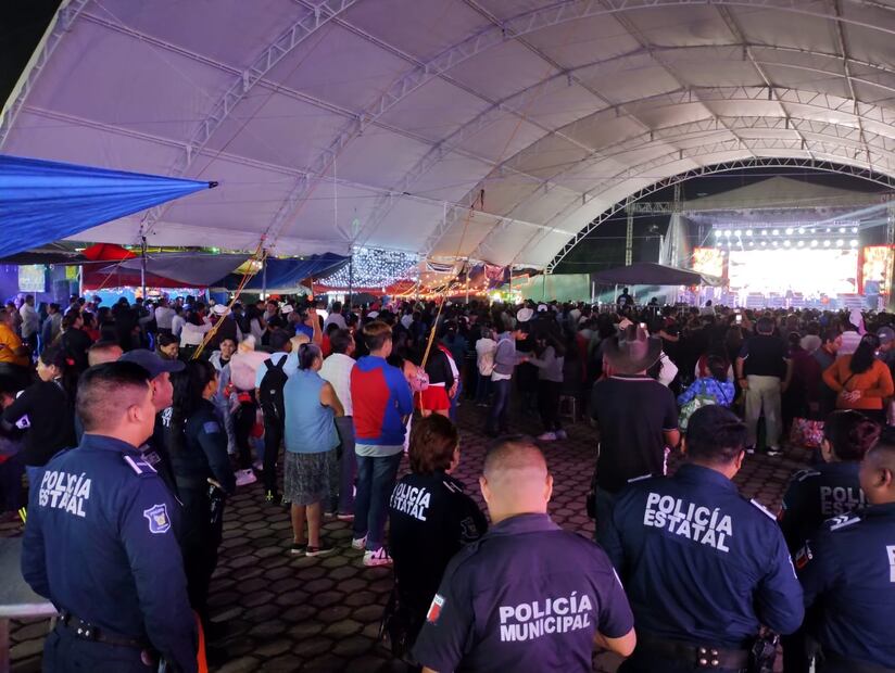 Feria de Nochebuena en Huejutla: diversión y seguridad para toda la familia | Foto: Francisco Bautista