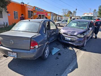 Una persona lesionada saldo de accidente en la Ixmiquilpan - Huichapan  