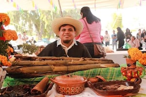 Joven cocinero de Santiago de Anaya comparte conocimientos