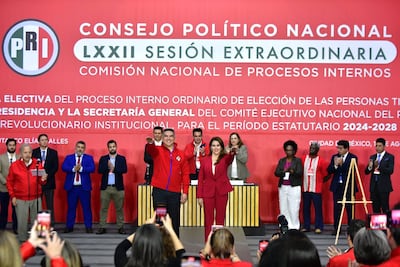 Alejandro Moreno y Carolina Viggiano se perpetúan en el PRI