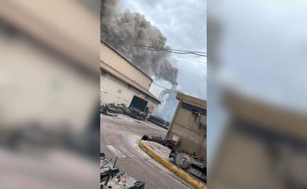 Alerta a vecinos incendio en una planta industrial de Ciudad Sahagún