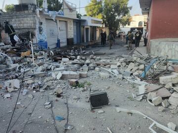 Vivienda colapsa por probable fuga de gas en Pachuca