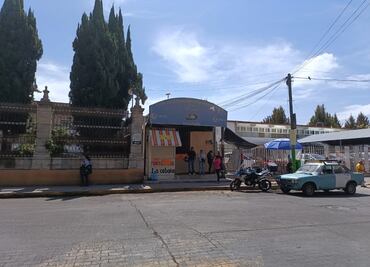 Se incendia comercio al interior del mercado La Fayuca de Tulancingo