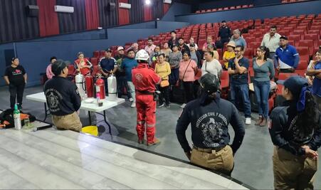 Comerciantes de Alfajayucan se capacitan en prevención y combate de incendios