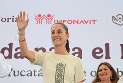 Sheinbaum busca modernizar el sistema de salud y eliminar la burocracia en hospitales