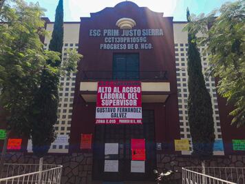 Profesores exigen destitución de supervisor