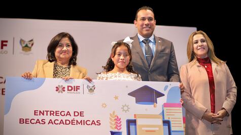 DIF Hidalgo otorga becas a niñez y adolescencia en riesgo