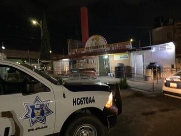 Roban con violencia sucursal de Pollos el Mochiteco en Pachuca