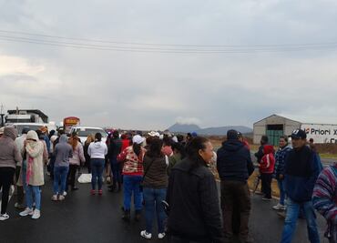 Se extiende manifestación por falta de agua a dos carreteras federales