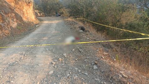 Encuentran a mujer sin vida en un camino de terracería en Nicolás Flores
