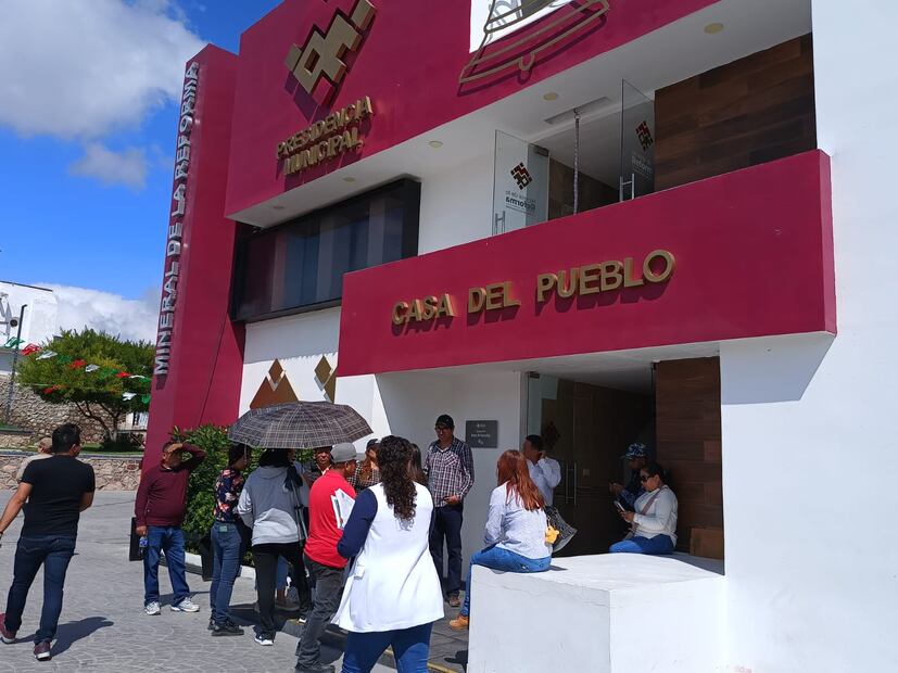 Vecinos de San Luis II exigen rehabilitación vial y denuncian agresiones durante bloqueo | Foto: Lourdes Naranjo