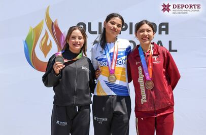 Hidalgo arranca con dominio en Tapalpa; hace el 1-2 en short track femenil