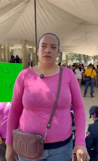 Mujer denuncia agresión y robo en Tizayuca; exige justicia durante marcha del 8M | Captura de video