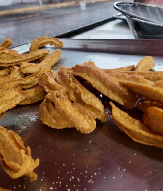 Con más de 30 años, la Churrería del Centro en Mixquiahuala es uno de los negocios con más tradición de la región Foto: Gerardo Campa