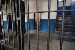 Persiste rezago en áreas de detención municipal de Hidalgo; CDHEH alista recomendaciones 