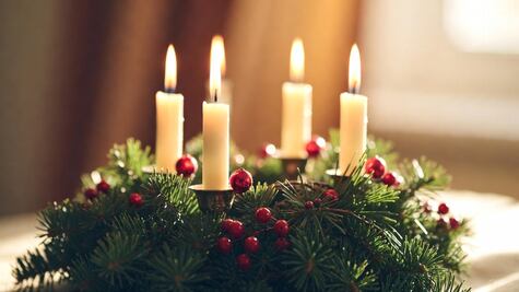 Corona de Adviento 2025: ¿cuándo se enciende la tercera vela y qué color toca? 