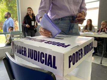 Una elección entre boletas y flores; el contraste del 1 de junio en Hidalgo