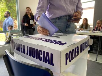 Una elección entre boletas y flores; el contraste del 1 de junio en Hidalgo
