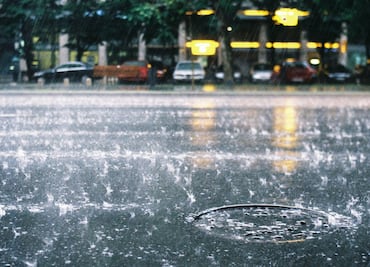¿Cuál es la diferencia entre temporada de lluvias y huracanes?