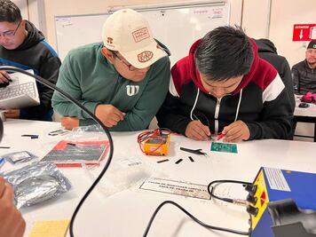 ITESHU logra reconocimiento nacional e internacional por proyectos de innovación tecnológica