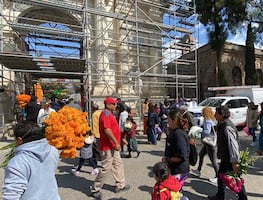 Saldo blanco en panteones de Pachuca durante Día de Muertos; 21 autos remitidos por alcoholímetro