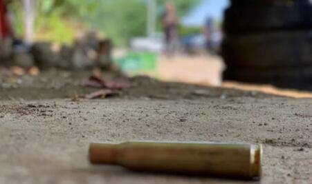 ¿Cómo es el rifle AR-15?; menor utilizó arma para matar a dos maestras en Michoacán 