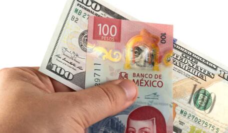 Aplicación de aranceles de Trump podría llevar a México a la recesión y presionar su calificación, advierte Fitch Ratings 