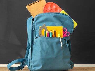 Millonarias propuestas para licitaciones de útiles y calzado escolar en Hidalgo