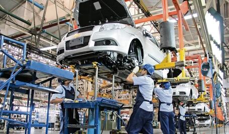 Reparación de autos en agencias disminuyó 15% en el primer semestre, reporta AMDA