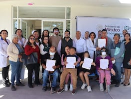 Hidalgo entrega primeros Certificados Electrónicos de Discapacidad