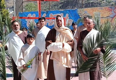 Chofer de transporte interpretará a Jesús de Nazaret; Salvador será actor principal en viacrucis de El Arbolito