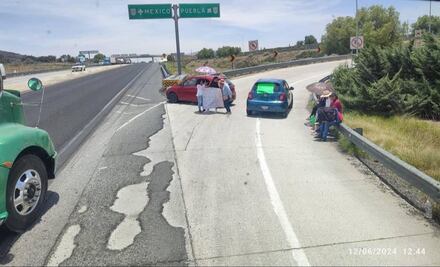 Ejidatarios bloquearon casetas y accesos al Arco Norte