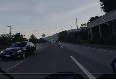 Reportan vehículo en sentido contrario en carretera Huejutla–Tehuetlán