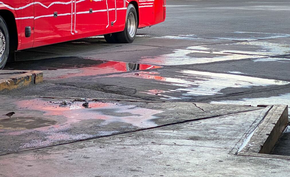 Denuncian mal olor en la Central de Autobuses de Pachuca | Foto: Ricardo Calleja