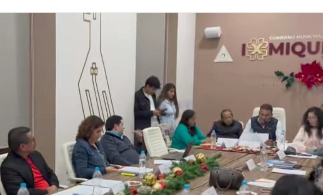 El municipio ha pagado más de 11 millones de pesos en laudos. “Es tan grave el tema que después de 8 años seguimos con los estragos de la ineptitud y omisiones generadas que siguen causando daño a Ixmiquilpan”, expuso el presidente municipal, Emanuel Hernández.