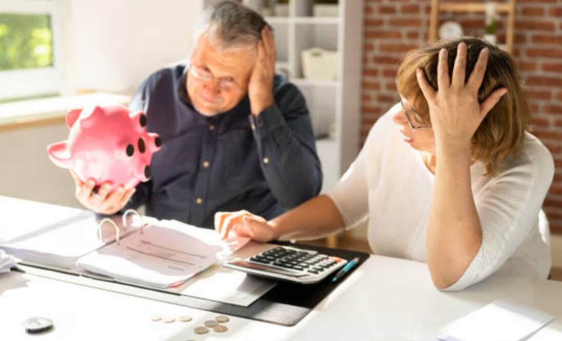 Según el reporte hecho por Bravo México, la mala administración financiera es una de las principales causas de endeudamiento para la mayoría de la población en el país. Foto: iStock