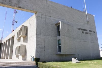 Procuraduría renta una caja refrigerante para restos humanos