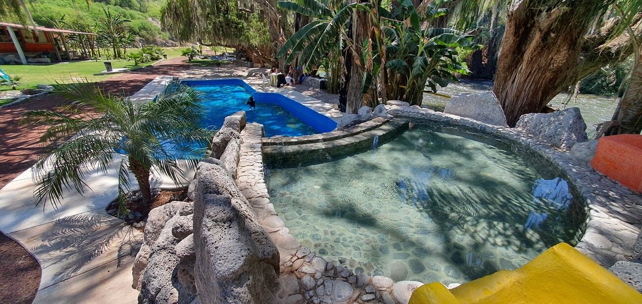 Glamping con aguas termales, una escapada diferente en el Valle del Mezquital | Facebook: Pocitas Tlaco