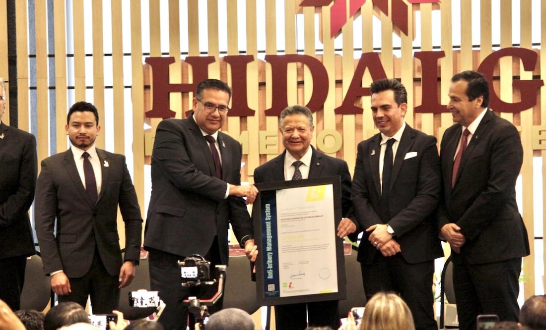 La certificación antisoborno la entregó la agencia Staregister | Foto: Luis soriano