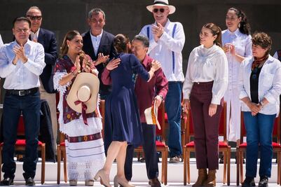 Hidalguenses respaldan estrategia nacional en el Zócalo