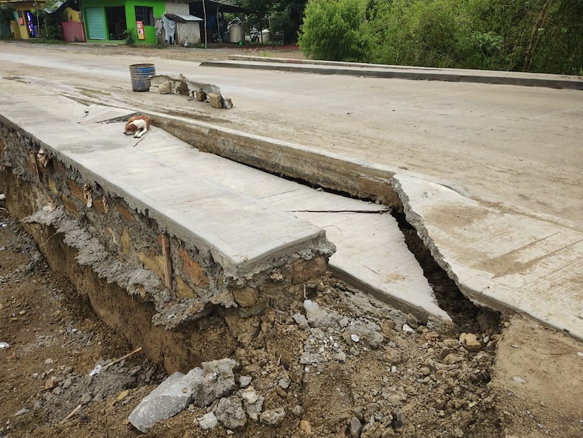 Reparan de nuevo tramo Huejutla–Macuxtepetla tras colapso, a menos de 15 días de ser intervenido | Foto: especial