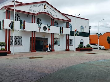 Cabildo de Santiago Tulantepec se reduce salario en un 15%