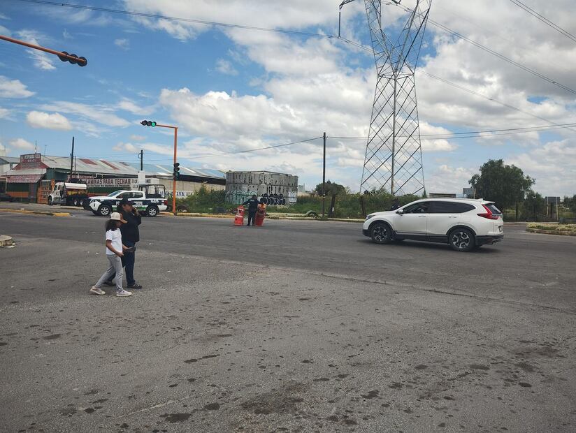 Cerca de 50 vecinos señalaron que acudirán ante instancias federales y estatales, para suspender la construcción
I Foto: Especial