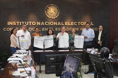 INE entrega constancias a ministros electos; resolverá impugnaciones en próximos días