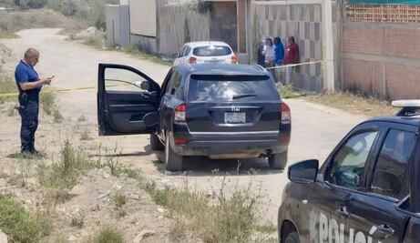 Hallan a hombre sin vida dentro de camioneta en Mineral de la Reforma