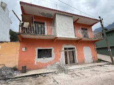 Entre el agua y el miedo, familias de Huehuetla se preparan para dejarlo todo