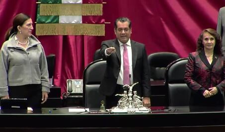Sergio Gutiérrez Luna rinde protesta como Presidente de la Cámara de Diputados; sustituye a Ifigenia Martínez